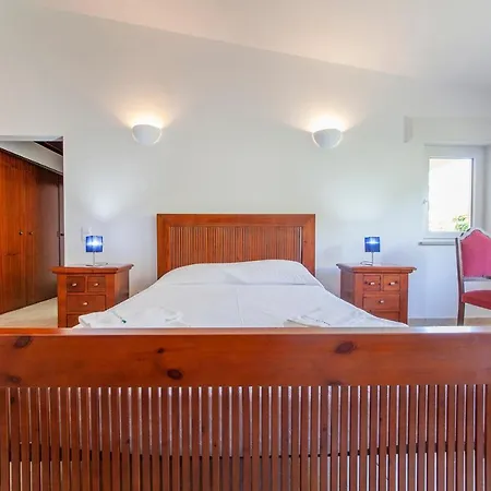 N - Astonishing Bay View Guest house Lagos